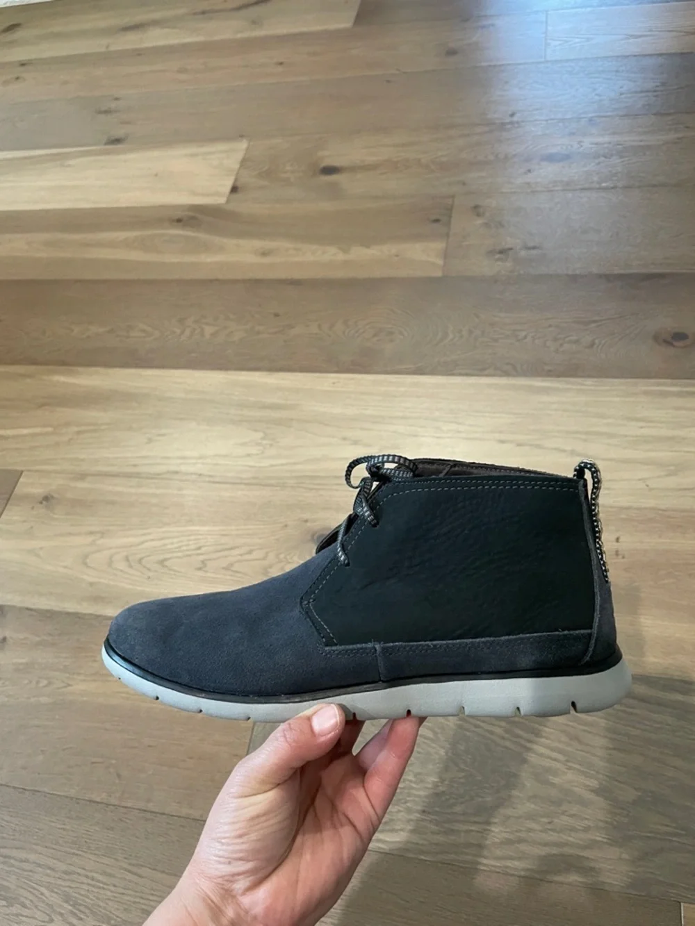 UGG Freamon Men’s Chukka Boots Waterproof Size 9